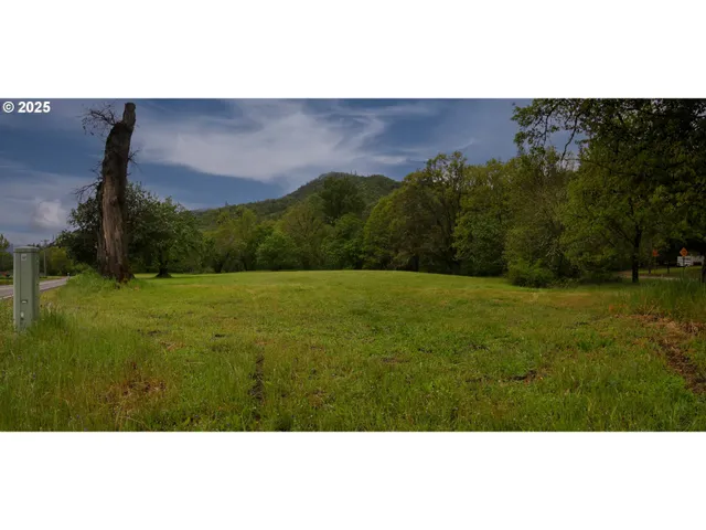 $354,500 | 2661 Wards Creek Road, Rogue River, OR 97537