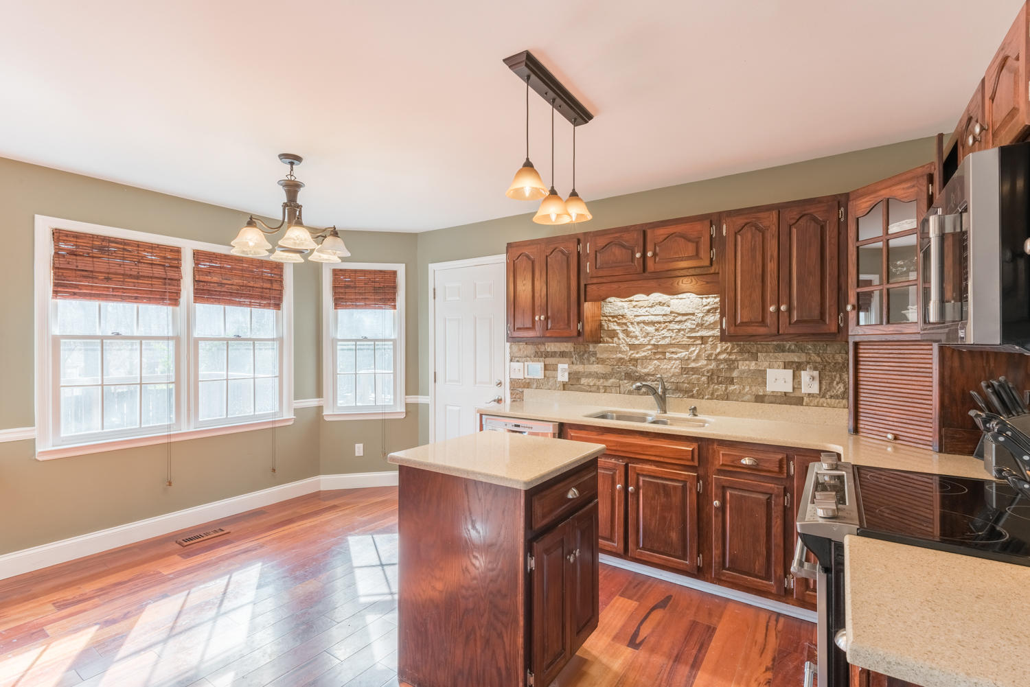 1118 Clift Cave Road Soddy Daisy, TN 37379 - Photo 11 of 39 1118_Clift_Cave_Rd_24