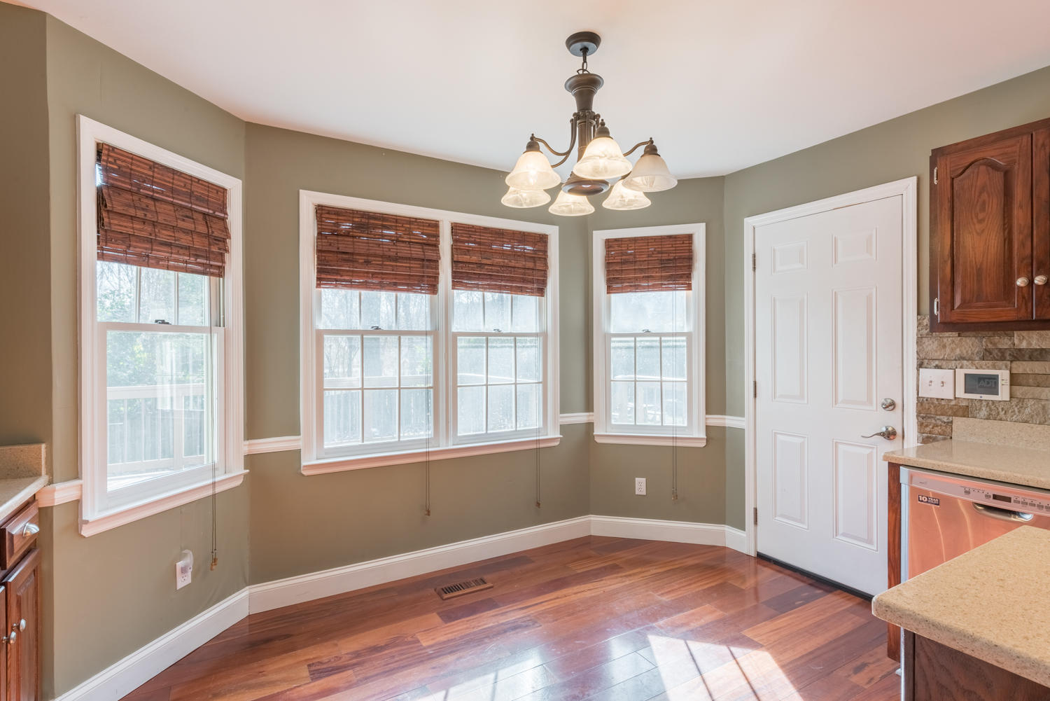 1118 Clift Cave Road Soddy Daisy, TN 37379 - Photo 10 of 39 1118_Clift_Cave_Rd_27