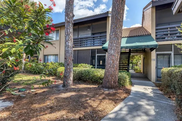 $2,365 | 5669 Ashton Lake Drive, Unit 1, Sarasota, FL 34231