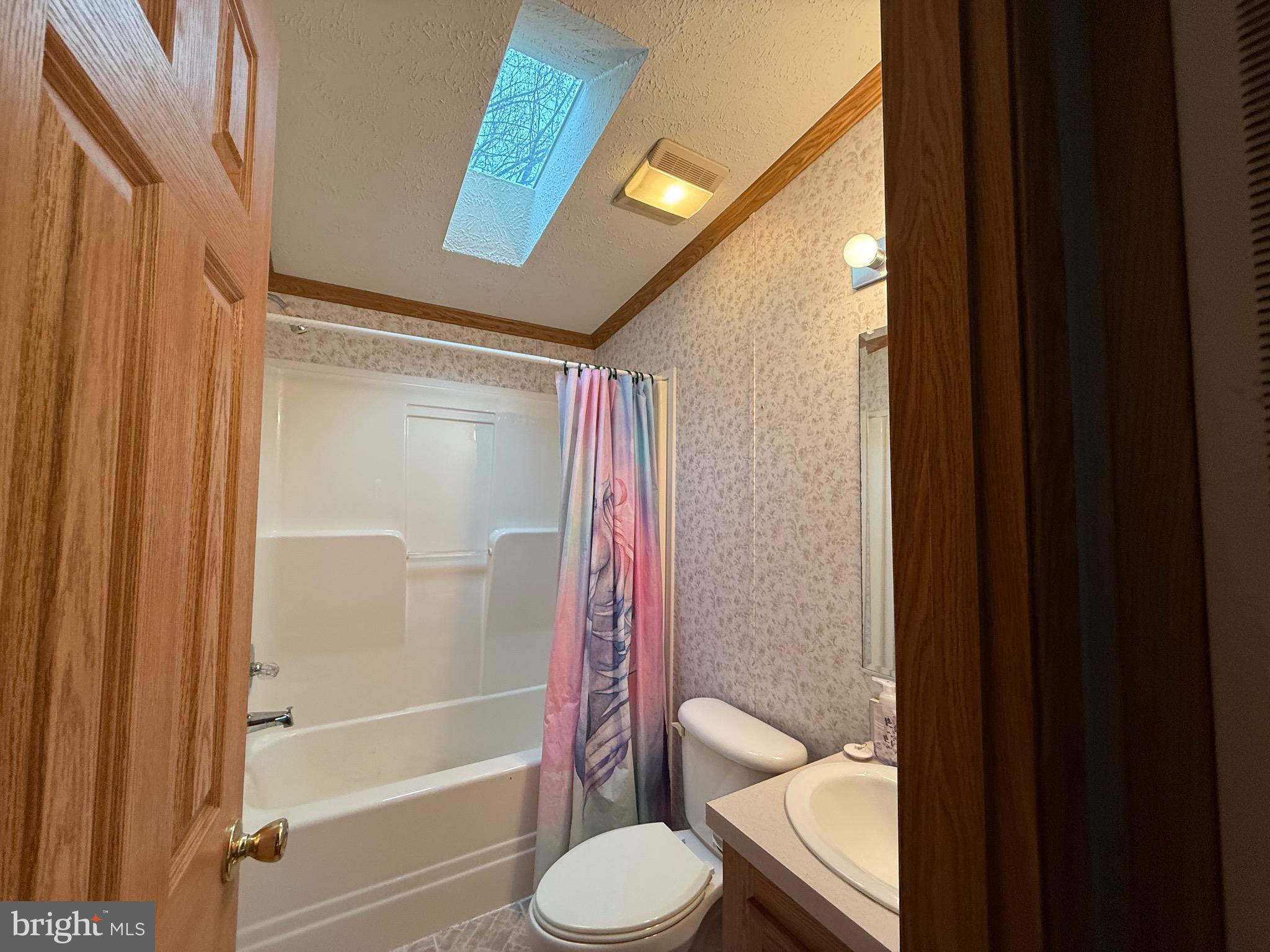 8731 Turkey Ridge Road Breinigsville, PA 18031 - Photo 24 of 68 a bathroom with a toilet and a shower