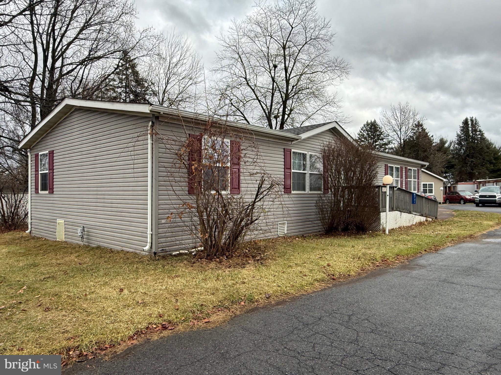 8731 Turkey Ridge Road Breinigsville, PA 18031 - Photo 3 of 68