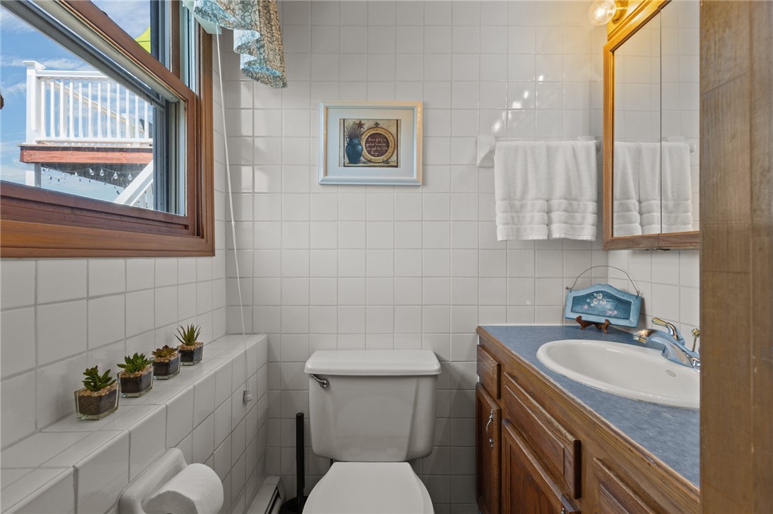 123 Rice Avenue East Providence, RI 02914 - Photo 26 of 38