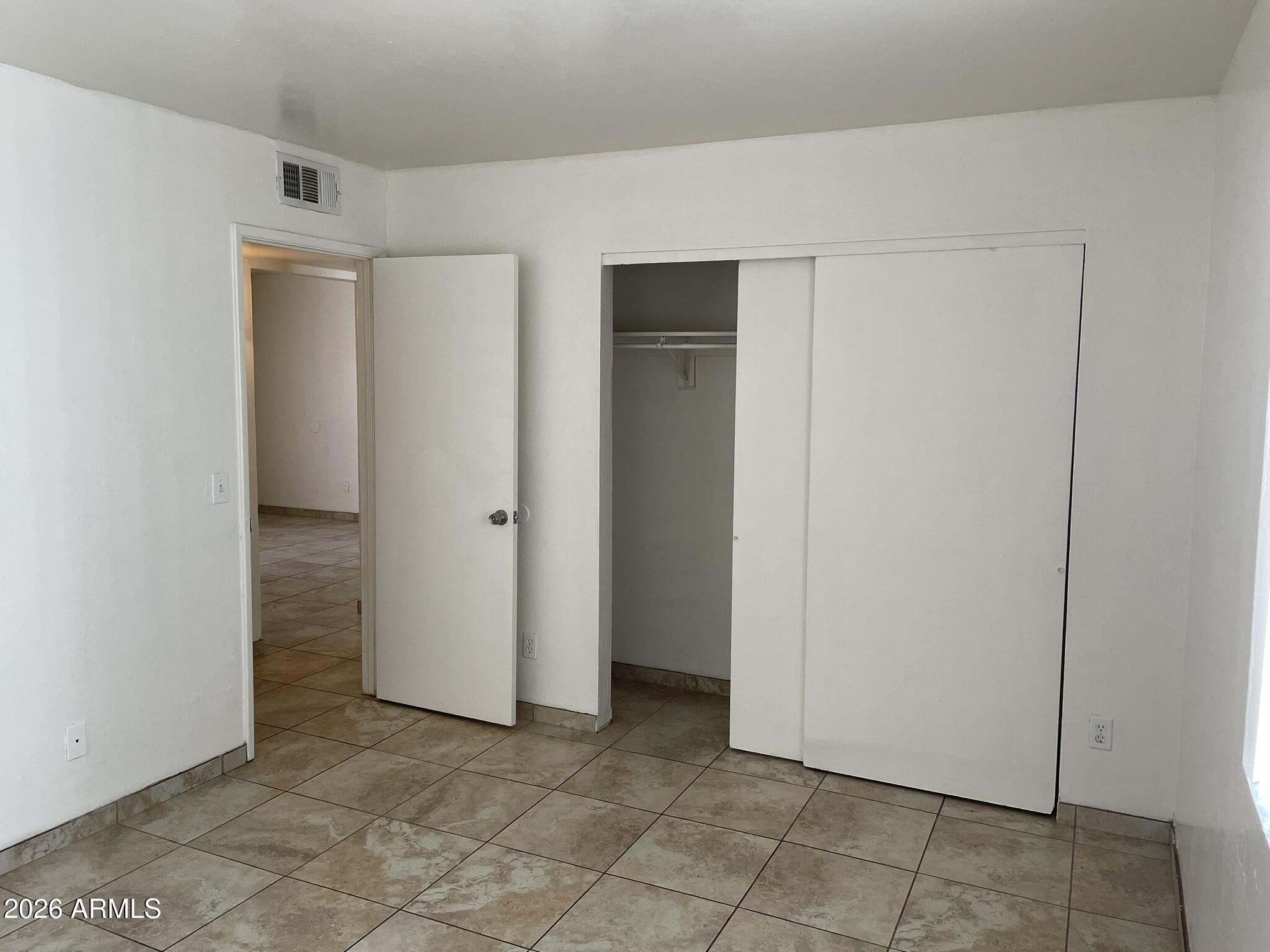 1222 East Mountain View Road, Unit 106 Phoenix, AZ 85020 - Photo 9 of 19 IMG_2852
