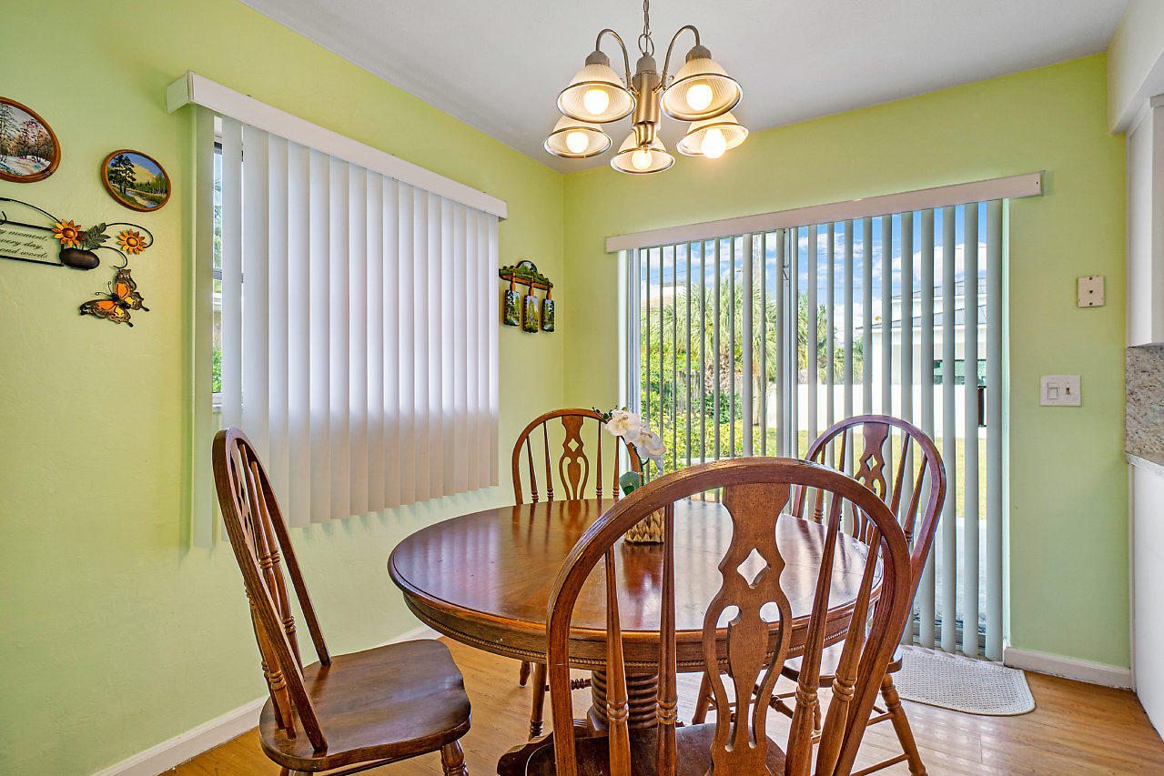 365 Northeast 2nd Street Boca Raton, FL 33432 - Photo 15 of 21 009-365NE2ndSt-BocaRaton-FL-small