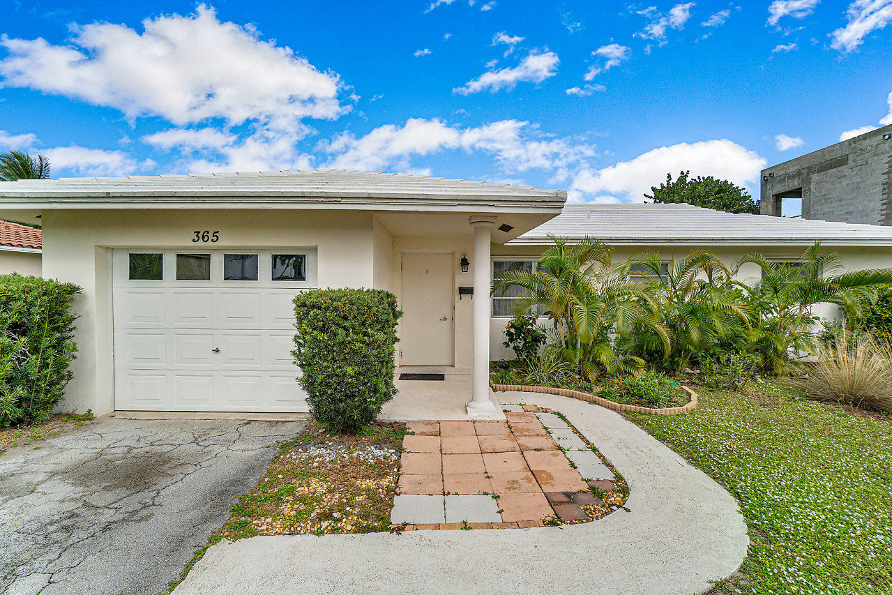 365 Northeast 2nd Street Boca Raton, FL 33432 - Photo 2 of 21 Walk to Downtown