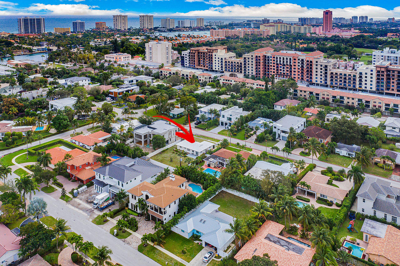 365 Northeast 2nd Street Boca Raton, FL 33432 - Photo 5 of 21 Near Boca Raton Resort and Club