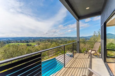 $3,750,000 | 9224 Carols View Lane, Forestville, CA 95436