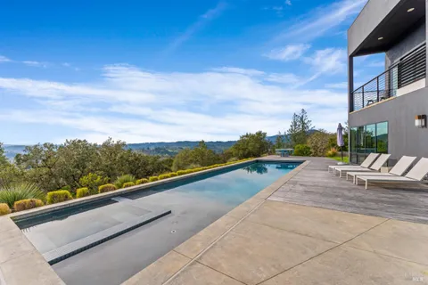 $3,750,000 | 9224 Carols View Lane, Forestville, CA 95436