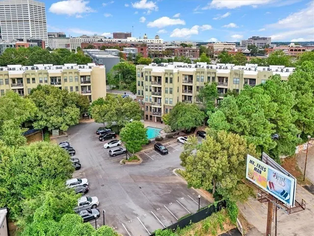 $300,000 | 425 Chapel Street Southwest, Unit 1109, Atlanta, GA 30313