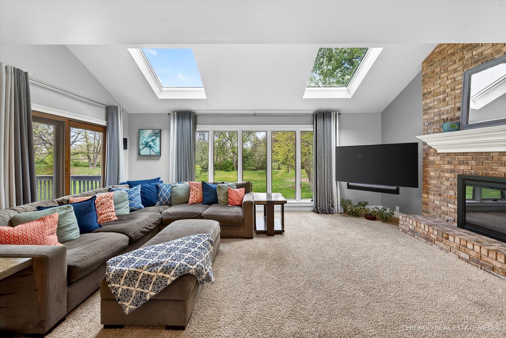 676 Old Westbury Road Crystal Lake, IL 60012 - Photo 26 of 67 Gallery Image 26
