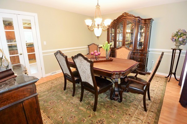 376 South Meadow Road Lancaster, MA 01523 - Photo 8 of 27