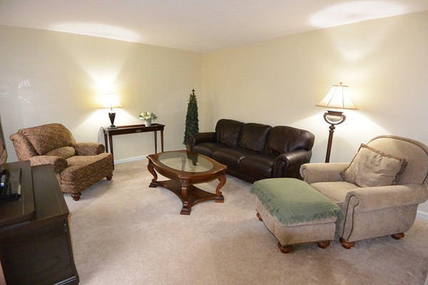 376 South Meadow Road Lancaster, MA 01523 - Photo 9 of 27