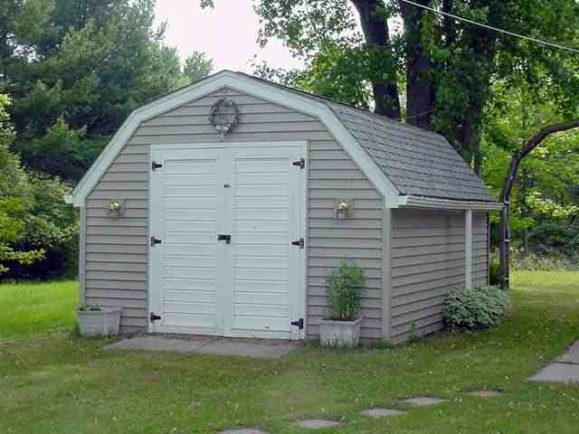 5022 Lakeshore Road Deckerville, MI 48427 - Photo 7 of 14 31008779-6.JPG