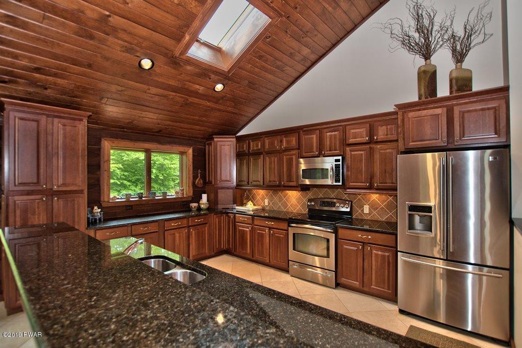 17 Ridgewood Lane Equinunk, PA 18417 - Photo 26 of 77