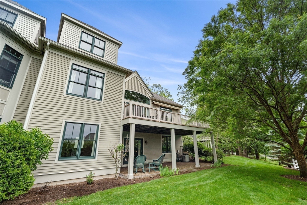 62 Summit Road, Unit 62 Belmont, MA 02478 - Photo 2 of 42 Gallery Image 2