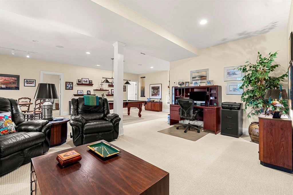 62 Summit Road, Unit 62 Belmont, MA 02478 - Photo 32 of 42 Gallery Image 32
