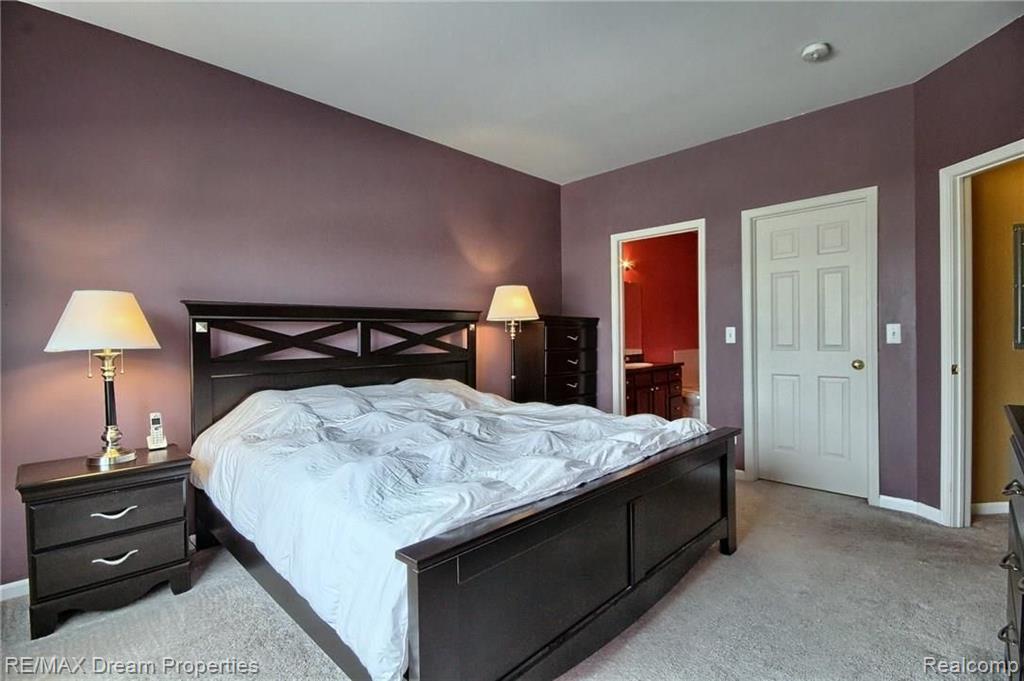 41584 Hamlet Lane Novi, MI 48375 - Photo 22 of 26