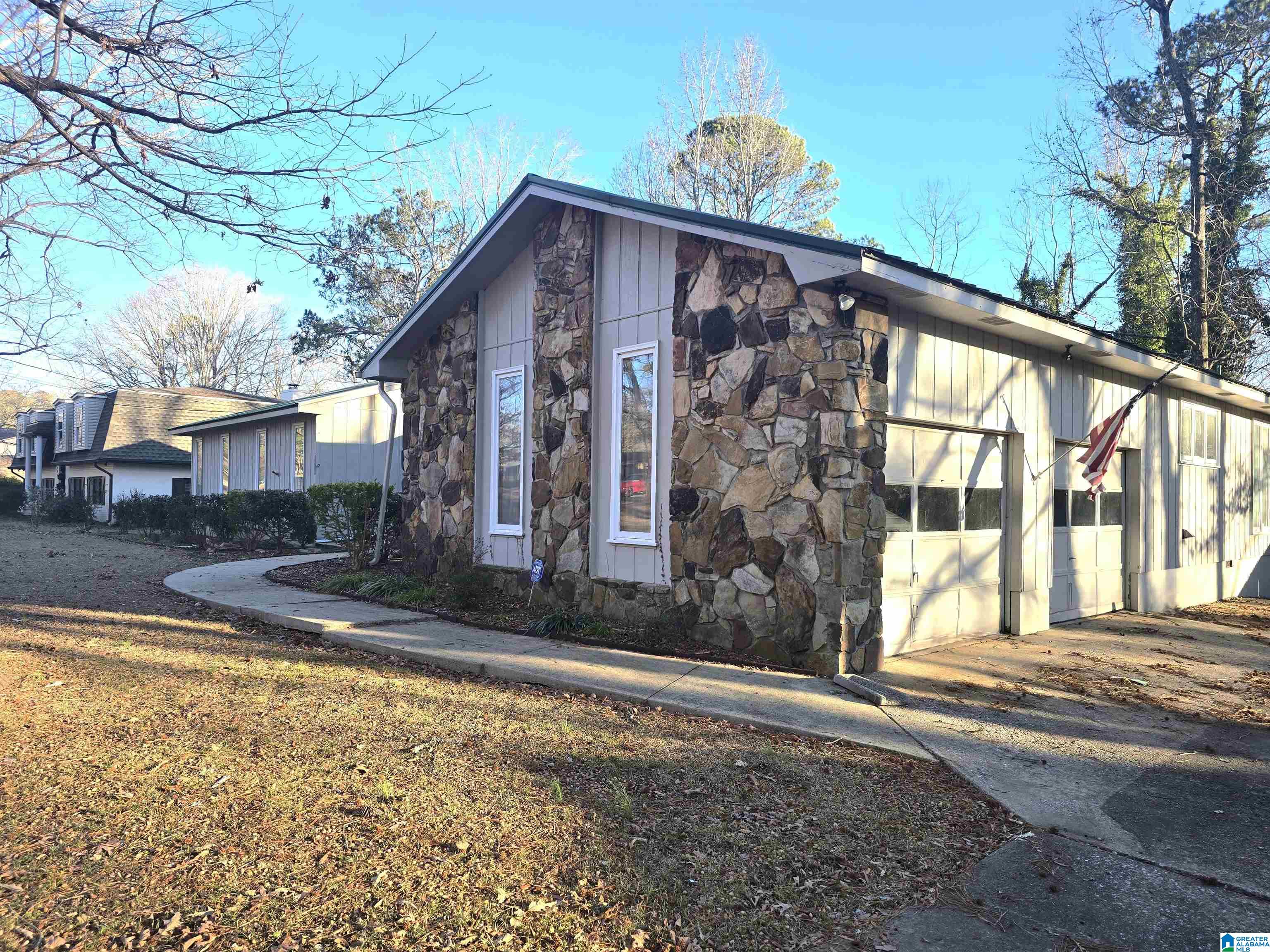 3804 Caffey Woods Road Anniston, AL 36207 - Photo 3 of 39