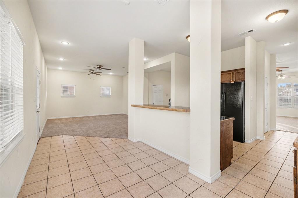 208 Cobblestone Circle Red Oak, TX 75154 - Photo 19 of 38