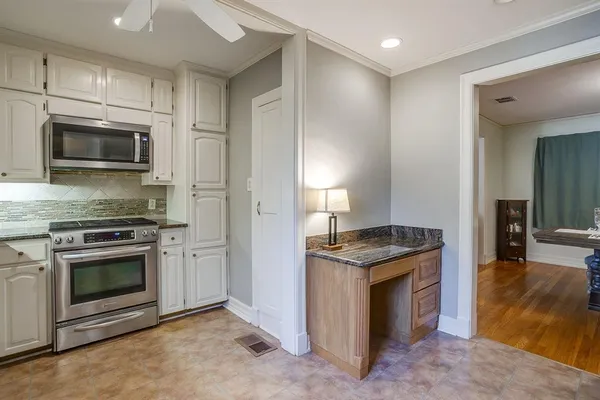 $639,000 | 2027 Glenco Terrace, Fort Worth, TX 76110