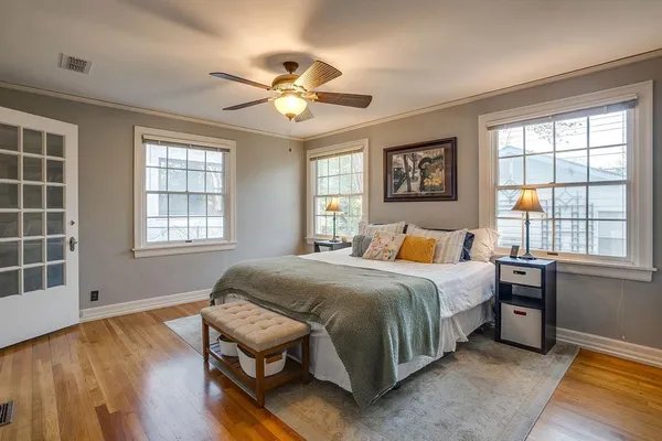 $639,000 | 2027 Glenco Terrace, Fort Worth, TX 76110