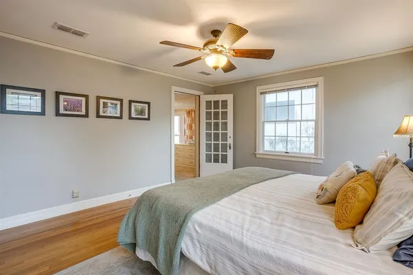 $639,000 | 2027 Glenco Terrace, Fort Worth, TX 76110