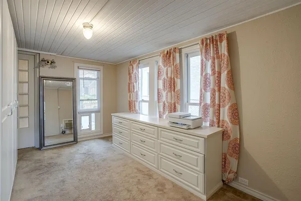 $639,000 | 2027 Glenco Terrace, Fort Worth, TX 76110