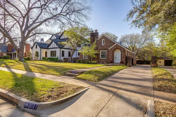 $639,000 | 2027 Glenco Terrace, Fort Worth, TX 76110