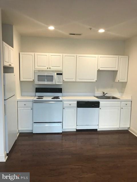 1411 Walnut Street, Unit 1007 Philadelphia, PA 19102 - Photo 7 of 17