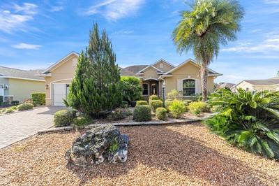8650 Southwest 83rd Loop Ocala, FL 34481 - Photo 1 of 52