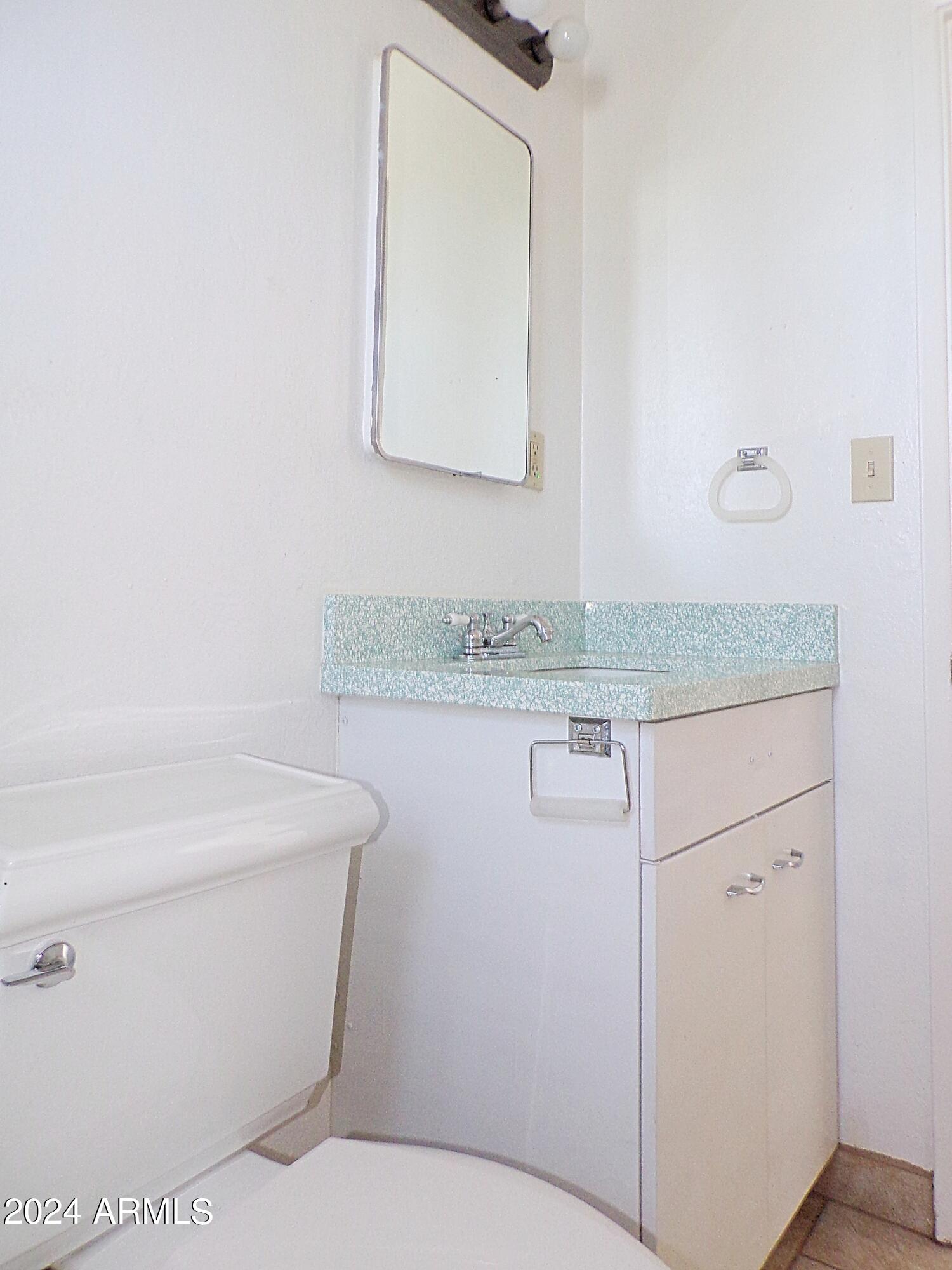 307 1st Street, Unit B Huachuca City, AZ 85616 - Photo 13 of 20 014