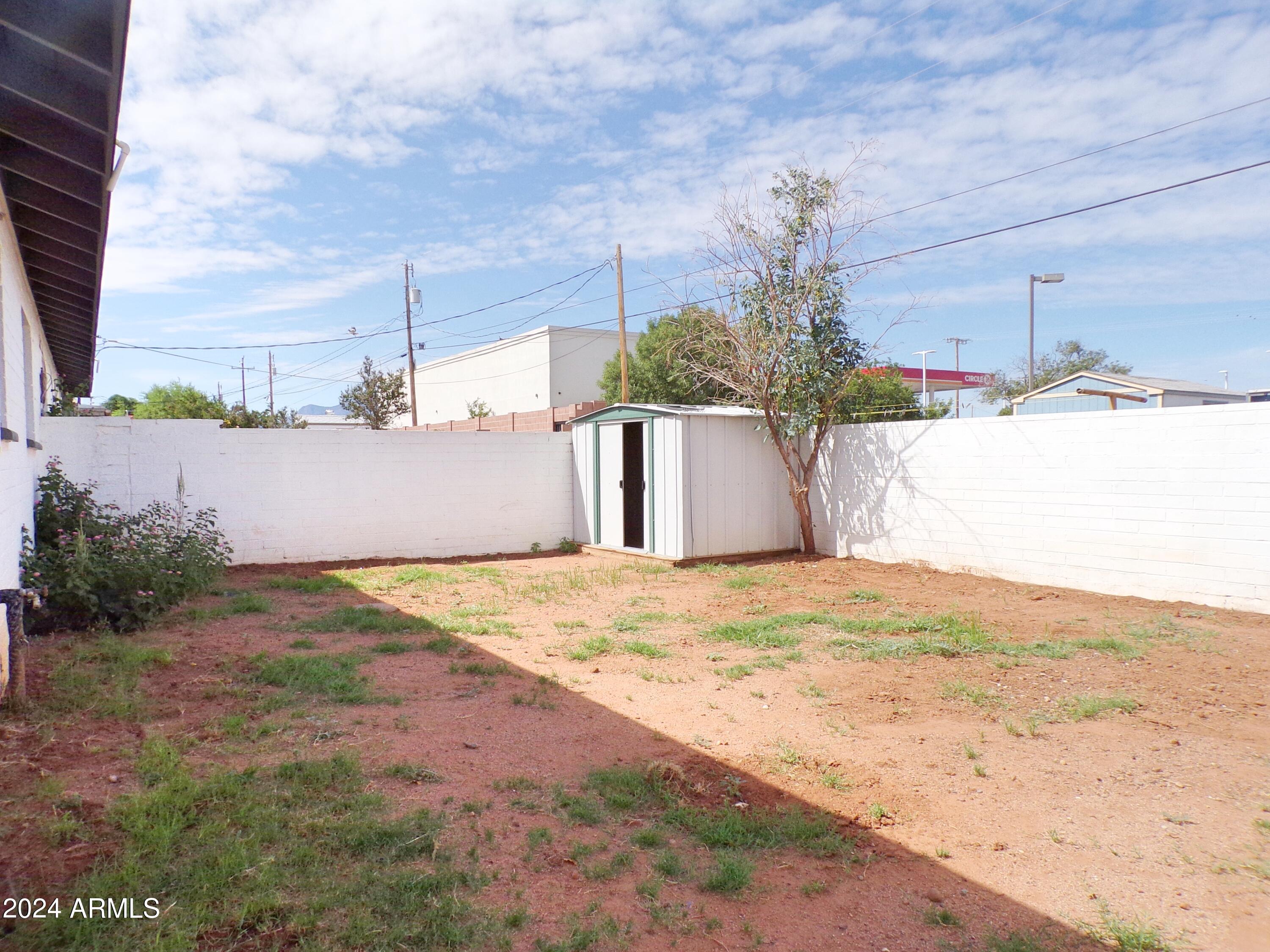 307 1st Street, Unit B Huachuca City, AZ 85616 - Photo 17 of 20 021