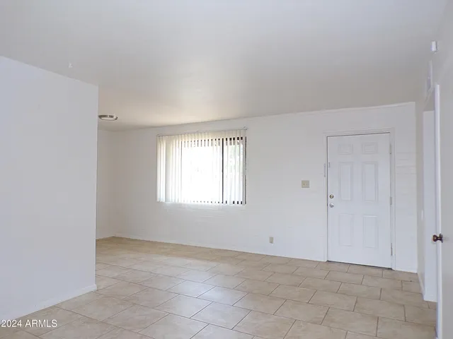 $995 | 307 1st Street, Unit B, Huachuca City, AZ 85616