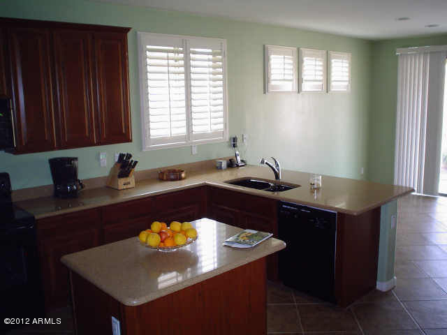 5424 West Rowel Road Phoenix, AZ 85083 - Photo 7 of 13 Gallery Image 7