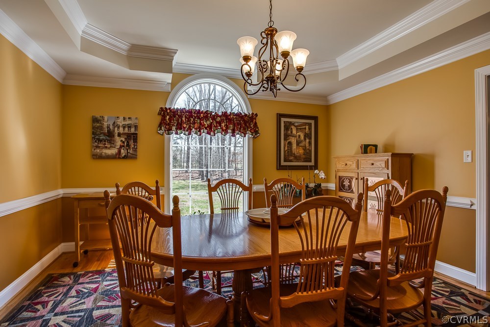 17507 Old Ridge Road Montpelier, VA 23192 - Photo 9 of 50 Dining Room (14x14): Hardwood floor, tray ceiling