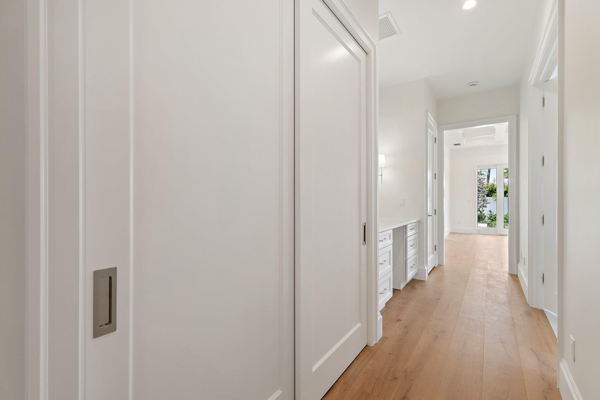 131 Dory Road South North Palm Beach, FL 33408 - Photo 17 of 80 Primary Hallway