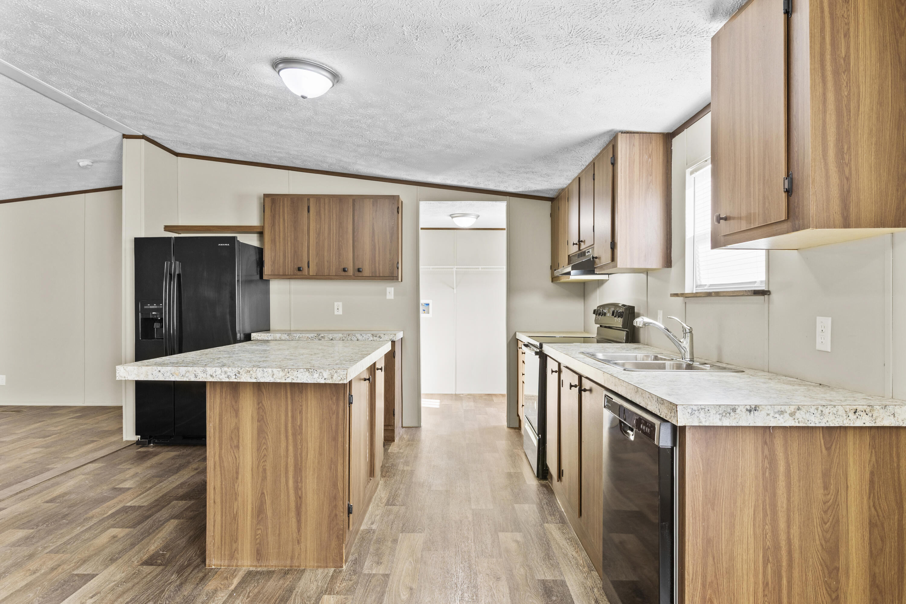 1043 Pickshein Road Owingsville, KY 40360 - Photo 20 of 39 I82A8820