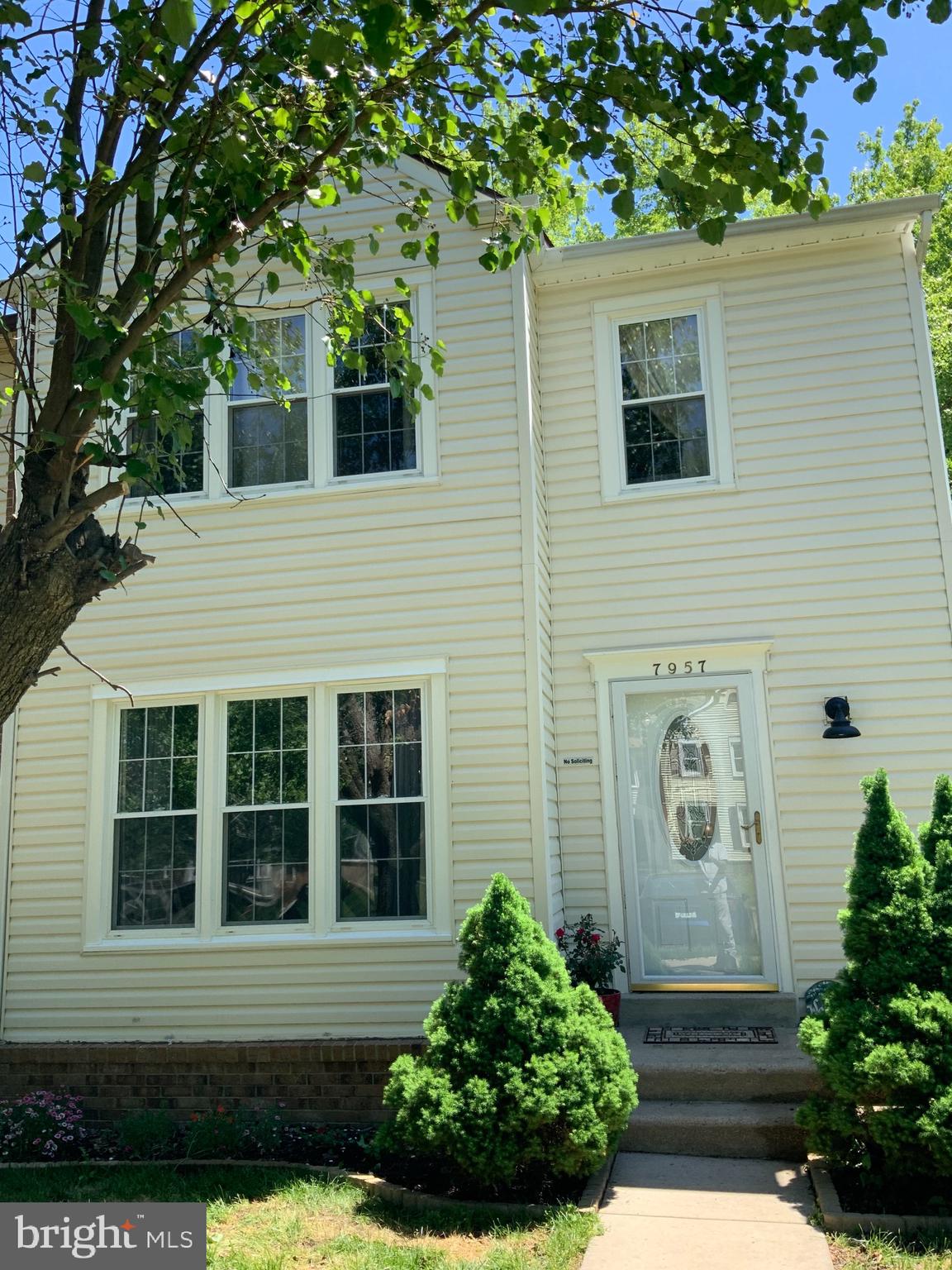 7957 Pebble Brook Court Springfield, VA 22153 - Photo 3 of 55 Gallery Image 3