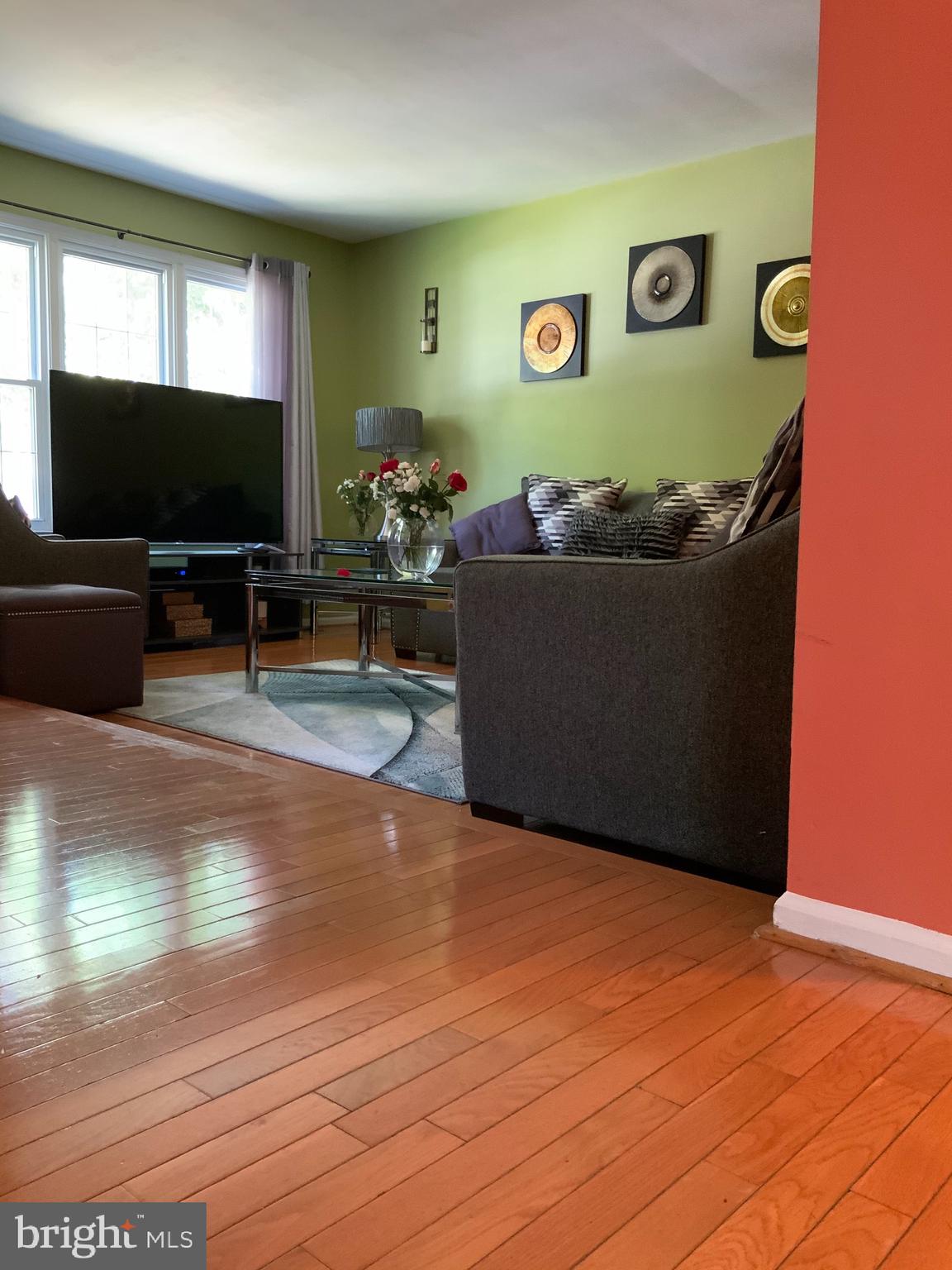 7957 Pebble Brook Court Springfield, VA 22153 - Photo 5 of 55 Gallery Image 5