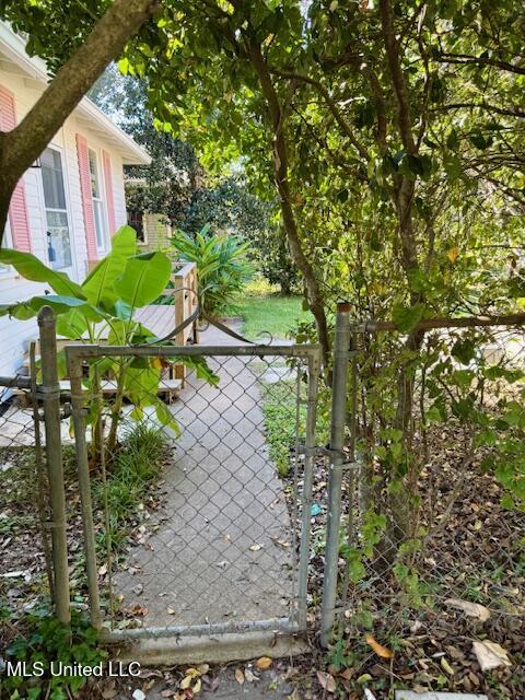 511 Madison Street Natchez, MS 39120 - Photo 38 of 53 IMG_0073