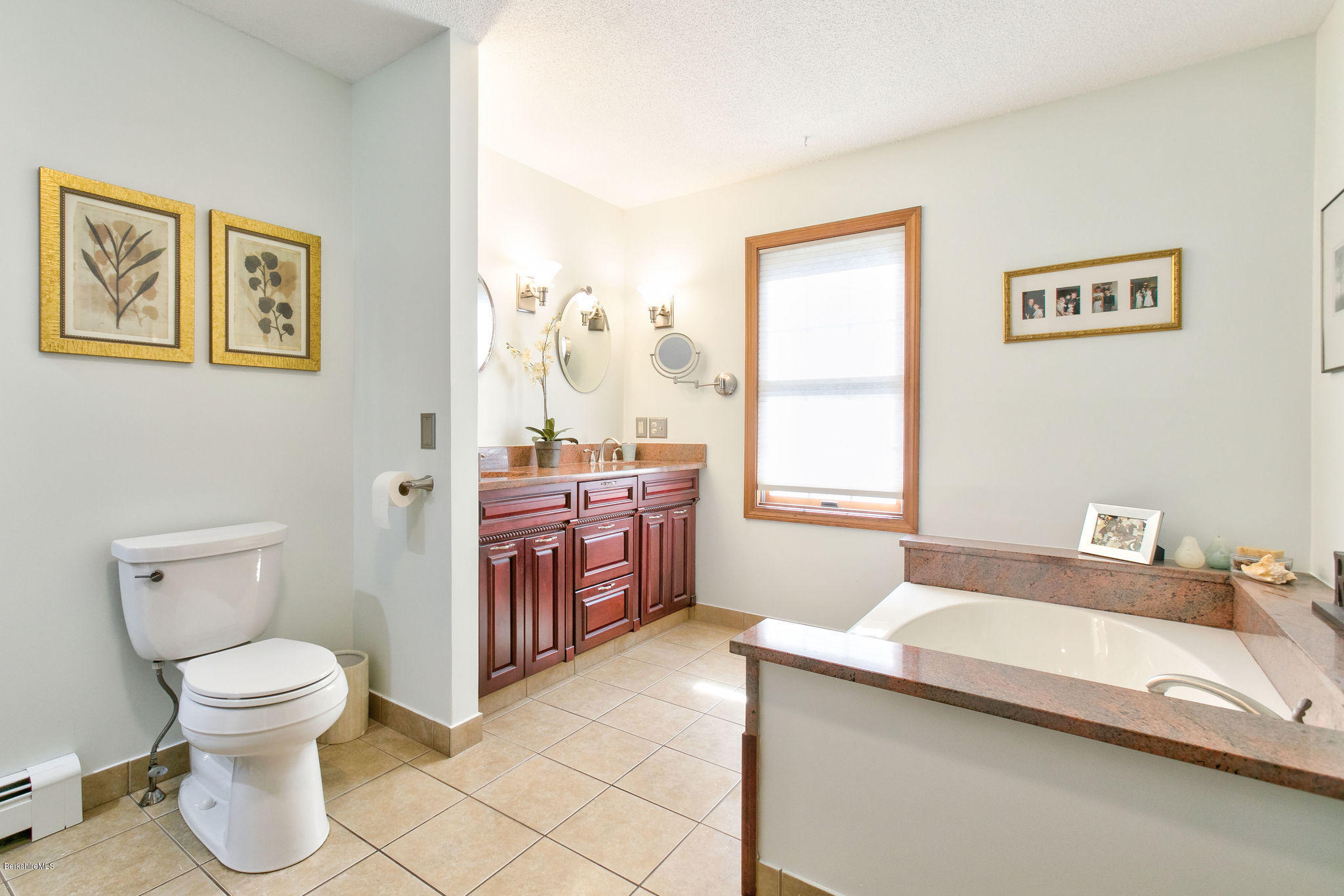 280 Dalton Division Road Pittsfield, MA 01201 - Photo 22 of 47 Master Bathroom With Large Tub