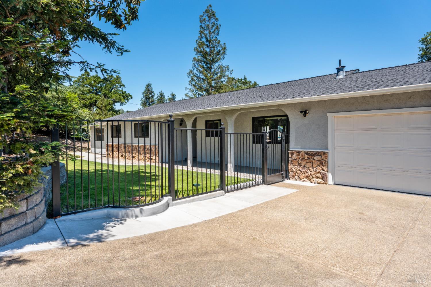 800 Riverside Drive Ukiah, CA 95482 - Photo 25 of 49