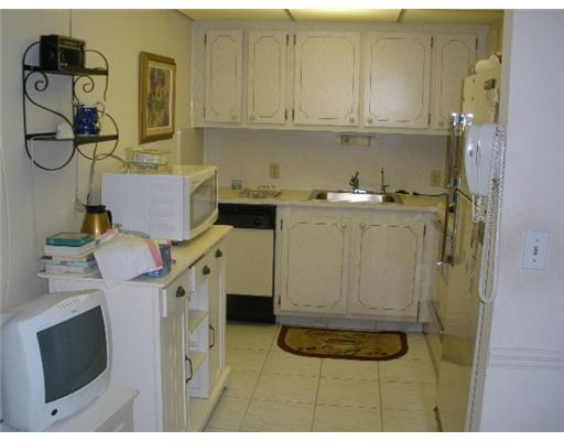 321 Brighton H, Unit 321 Boca Raton, FL 33434 - Photo 2 of 6 Additional Photo