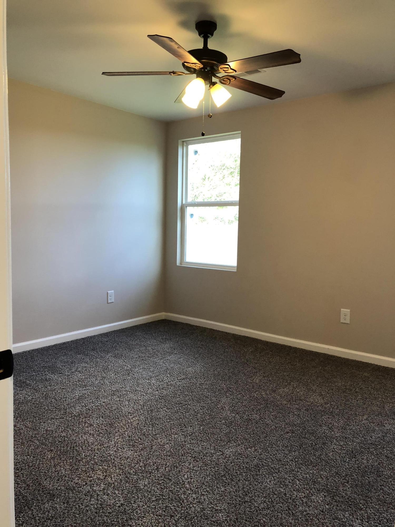 2304 Roundtree Road Knoxville, TN 37923 - Photo 10 of 14 IMG_0447