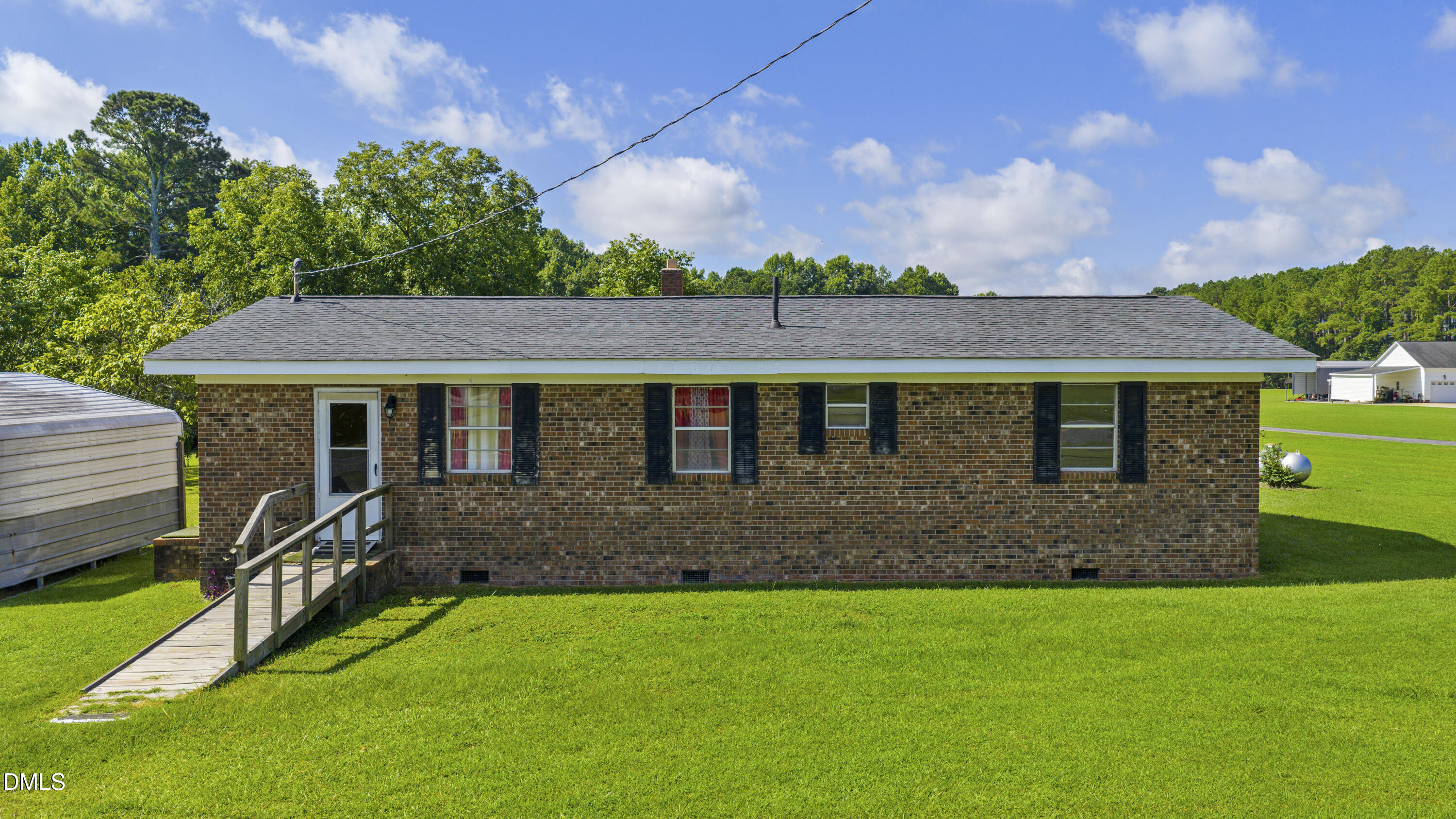 1190 Turlington Road Dunn, NC 28334 - Photo 2 of 24 DJI_20260806105046_0193_D