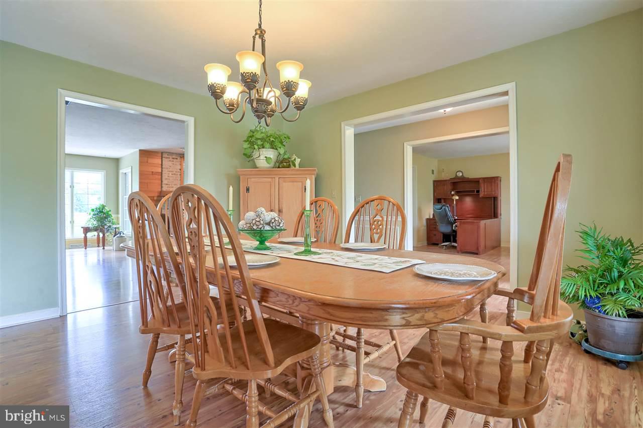 6470 Cabot Road Dover, PA 17315 - Photo 11 of 36