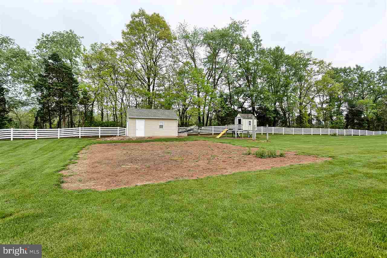 6470 Cabot Road Dover, PA 17315 - Photo 32 of 36