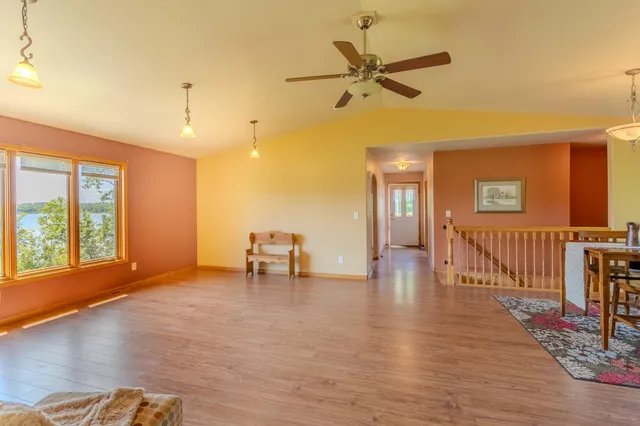 $475,000 | 27162 County Road 16, Hibbing, MN 55746