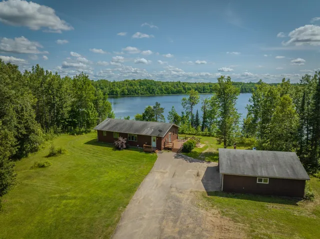 $475,000 | 27162 County Road 16, Hibbing, MN 55746